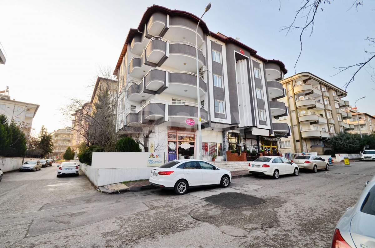 Gaziantep Fatih mah.de 3+1 Satılık Daire 3 Bay Gayrimenkul