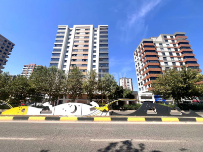 3 BAY'DAN ABDULKADİR AKSU BULVARINDA SIFIR 4,5+1 SATILIK DAİRE!!!